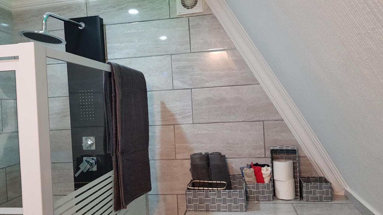 Apartament Le Petit Luxembourg Montignies-sur-Sambre Zewnętrze zdjęcie
