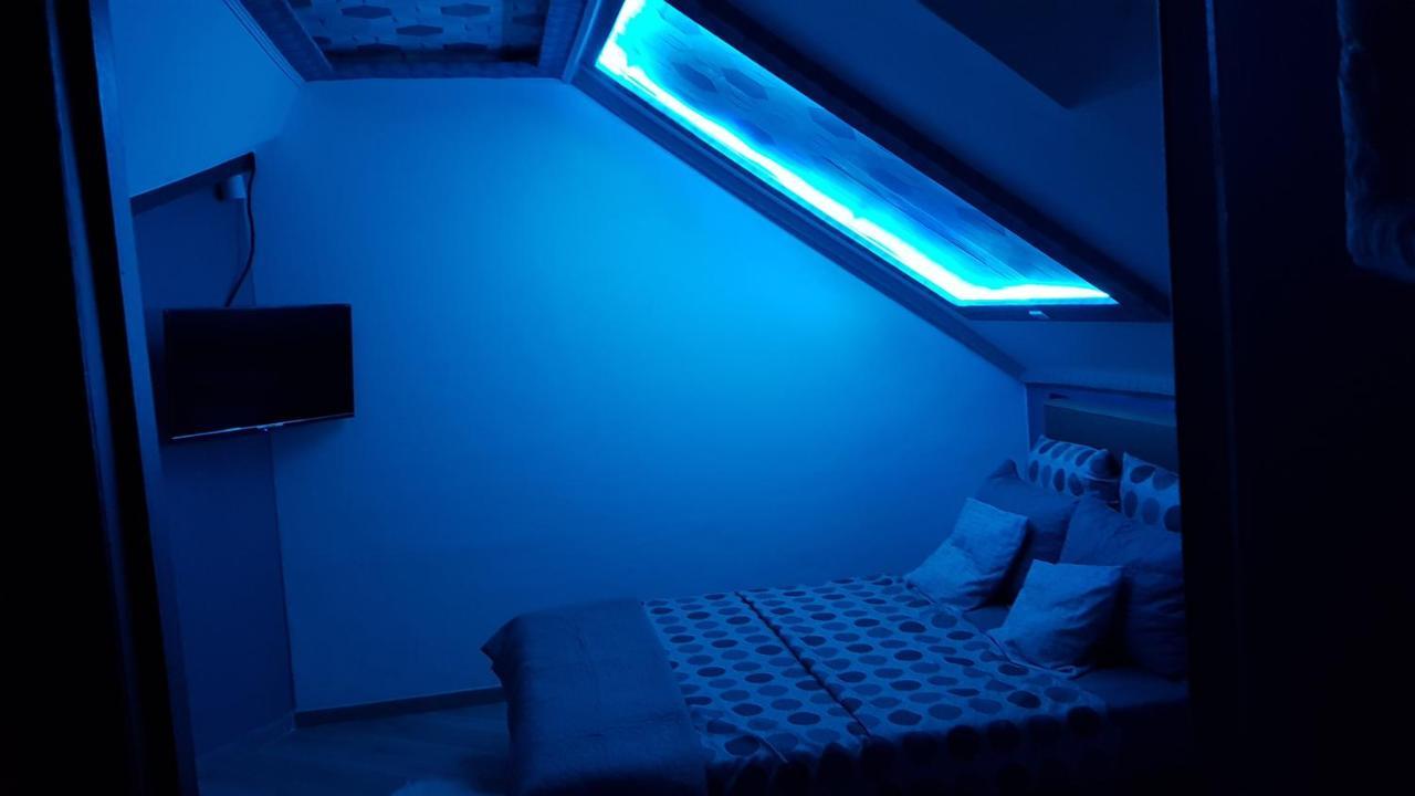 Apartament Le Petit Luxembourg Montignies-sur-Sambre Zewnętrze zdjęcie
