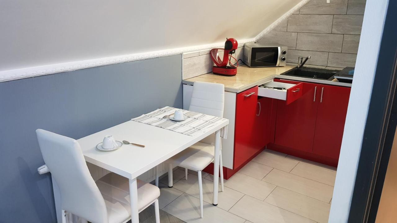 Apartament Le Petit Luxembourg Montignies-sur-Sambre Zewnętrze zdjęcie