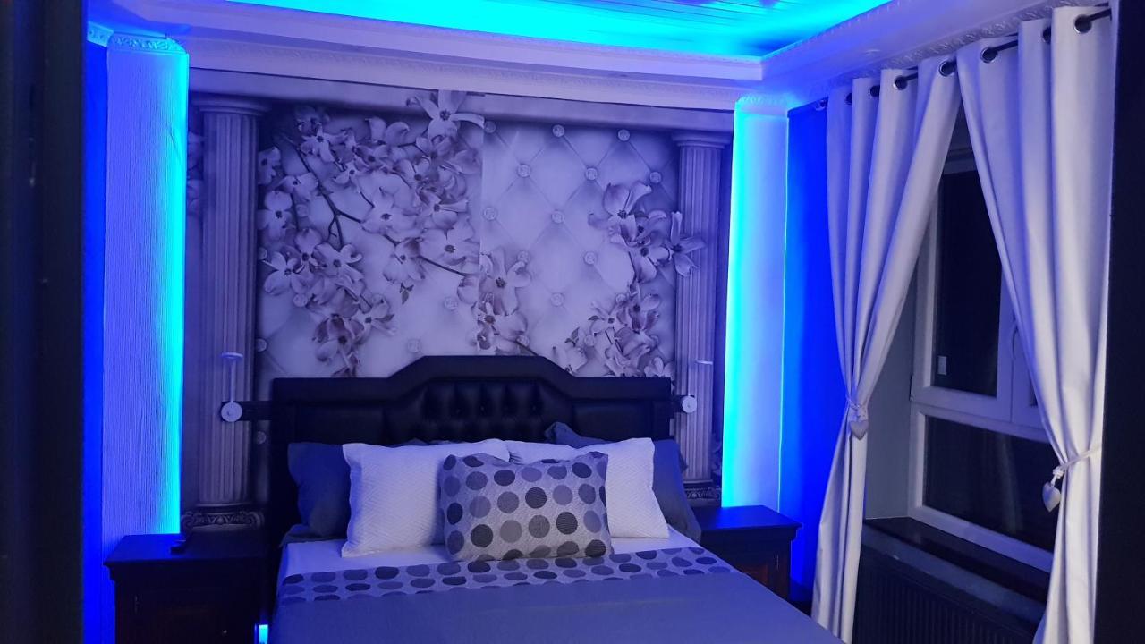 Apartament Le Petit Luxembourg Montignies-sur-Sambre Zewnętrze zdjęcie